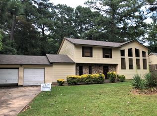 4648 Tara Woods Dr, Ellenwood, GA 30294