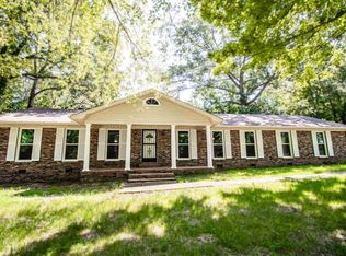 97 Lohrig Rd, Jackson, TN 38301