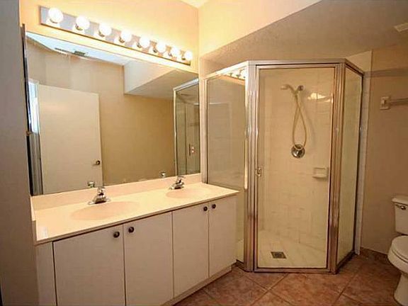 4th image of 1091 SW 110th Ln