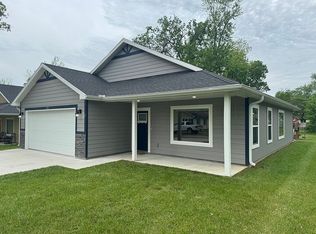 1908 S Brown Ave, Sedalia, MO 65301