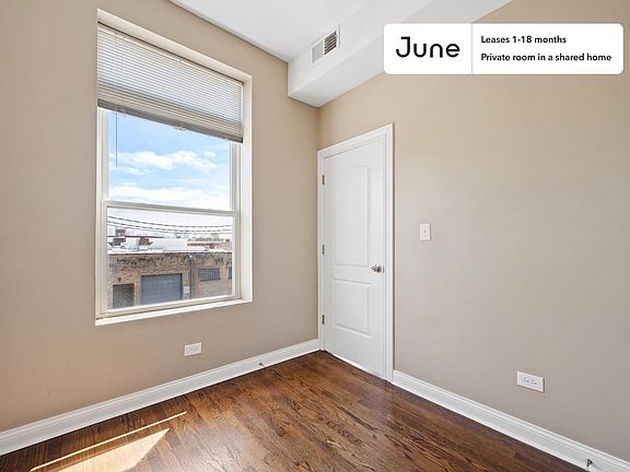 2nd image of 628 N Albany Ave #2-C