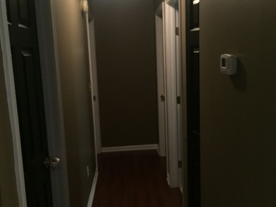 1st image of 680 Cottonwood Dr