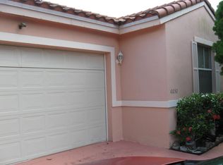 10232 SW 16th Court, Pembroke Pines, FL 33025