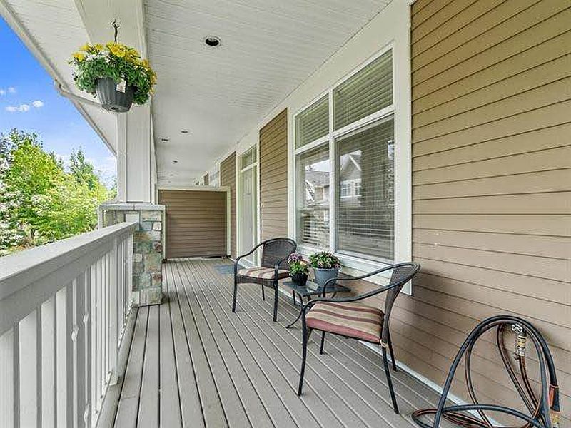 Surrey Townhouse for rent - 4 Bedrooms — photo 27
