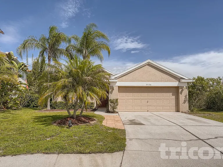 3526 Morgans Bluff Ct — Photo 2