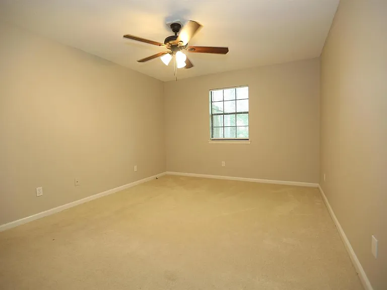 12406 Colleen Dr — Photo 17