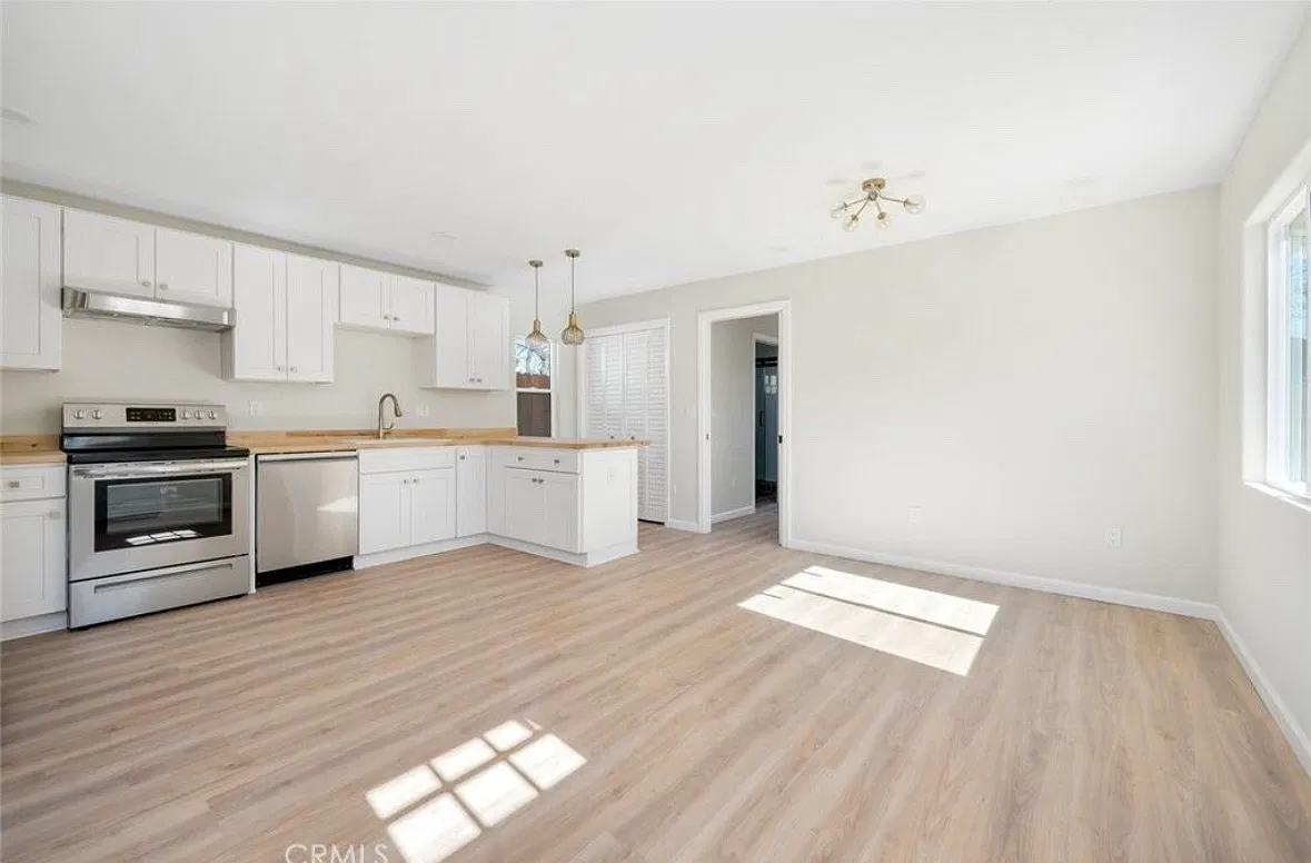 519 15th St — Photo 2