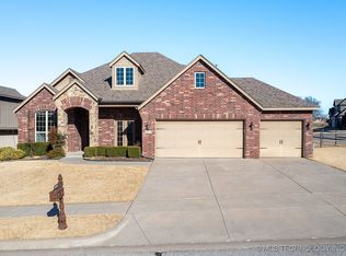 6079 E 143rd St S, Bixby, OK 74008