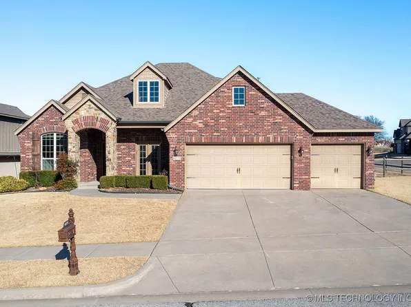 6079 E 143rd St S, Bixby, OK 74008