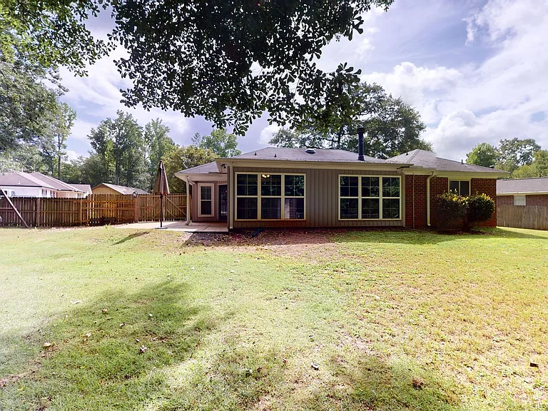 226 Meadow Oaks Ct — Photo 26