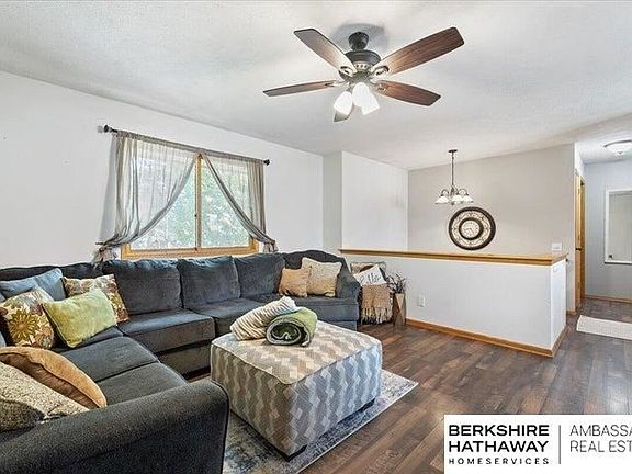 5th image of 4110-B Avenue St N