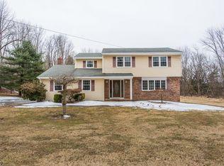 83 Beacon Hill Rd, Califon, NJ 07830