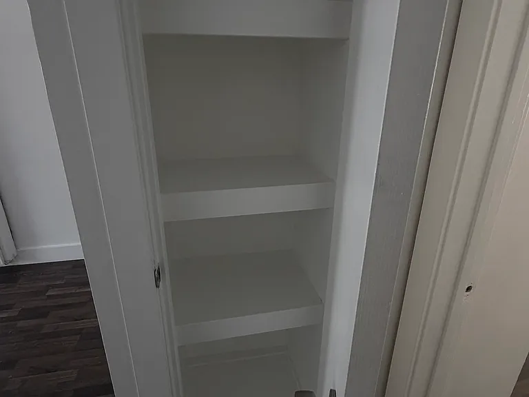 1213 Gordon St #8 — Photo 3