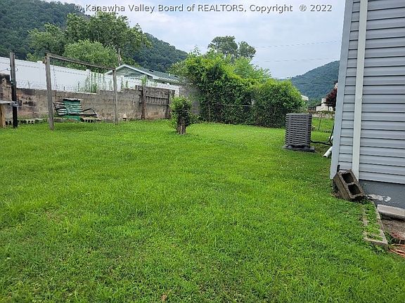 4th image of 2515 Henry Ella Ave