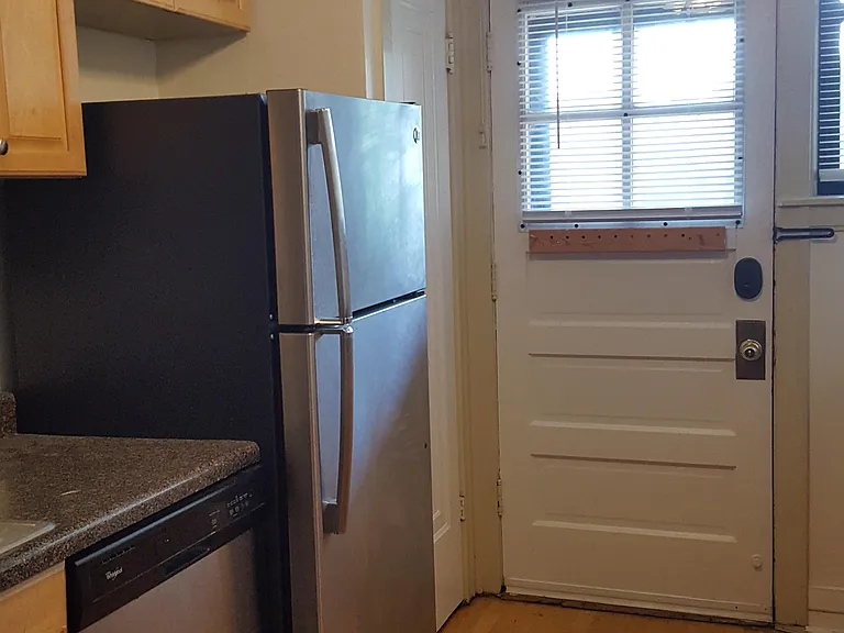 1018 N. Austin — Photo 2