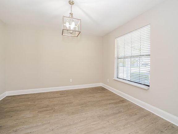5th image of 10802 Naples Ct S