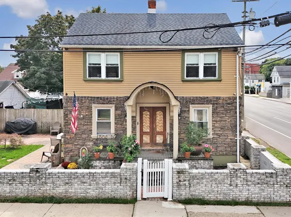 196 S Franklin Street, Hempstead, NY 11550