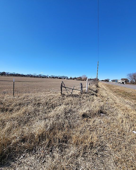1st image of 1878 W Highway 114