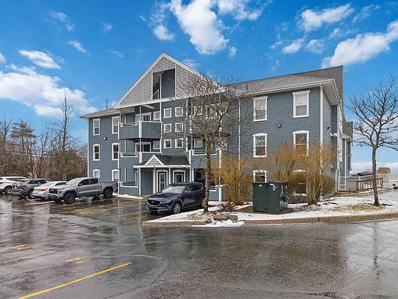 3rd image of 38 Hammonds Plains Rd #733