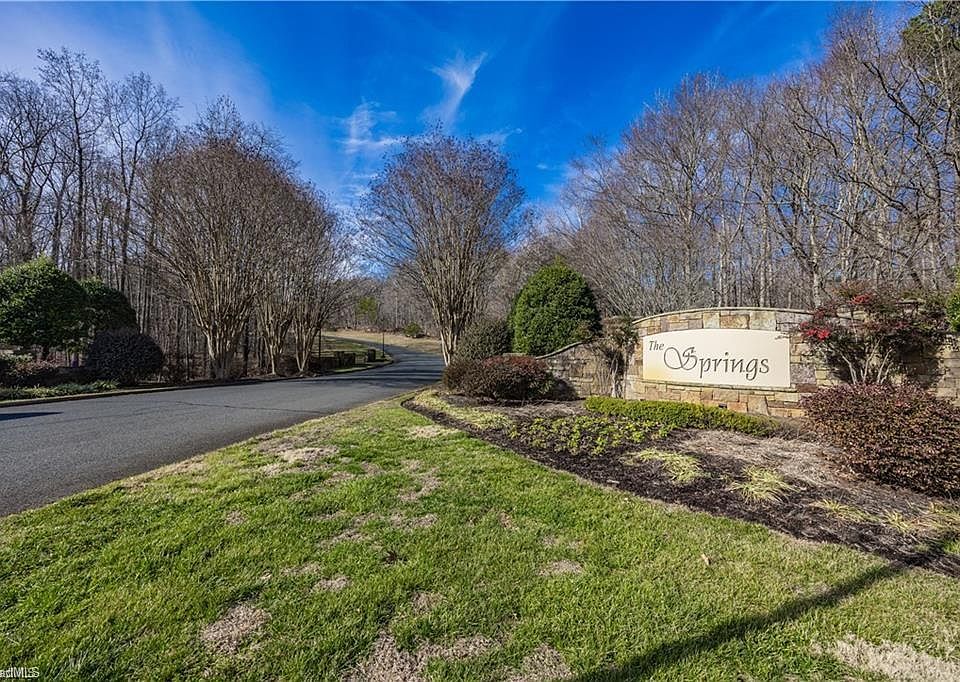 1st image of 2066 Sierra Trace Rd