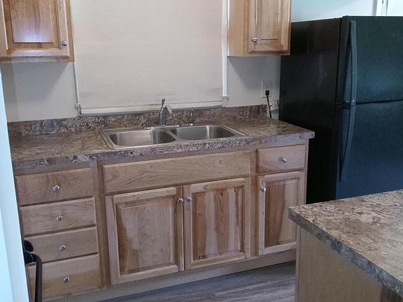 3rd image of 5104 Monticello Ave