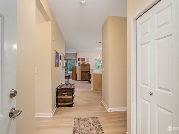 3rd image of 15000 Juanita Drive NE #202