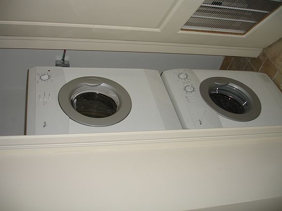 Laundry in Unit