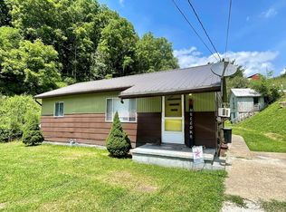 149 Steele Hollow Rd, Spencer, WV 25276