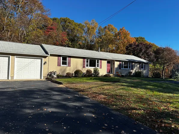 209 Hatchery Rd #221, North Kingstown, RI 02852