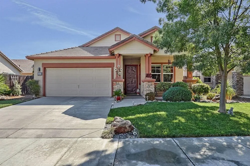 1604 Cattail Ct photo 1