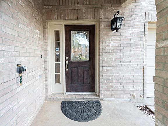2nd image of 5518 Gable Meadows Dr