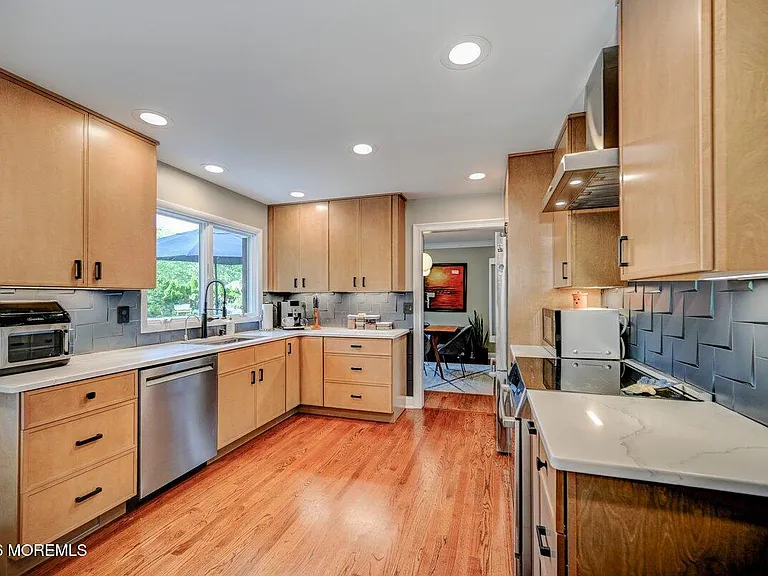 117 Elm Ln — Photo 13