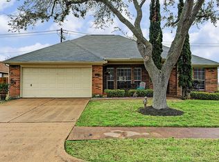 2002 Tower Bridge Rd, Pearland, TX 77581