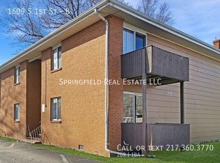 1609 S 1st St APT B, Springfield, IL 62704