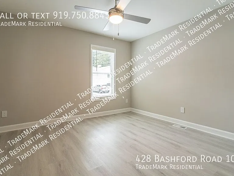 428 Bashford Rd #102 — Photo 8