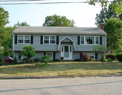 1st image of 5 Dogwood Dr