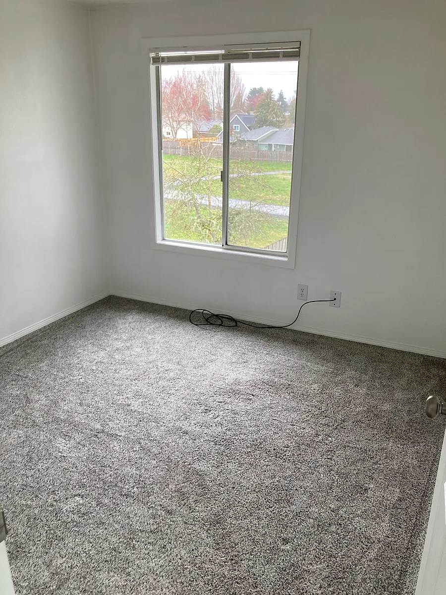 Room1 - 2363 SW 214th Pl