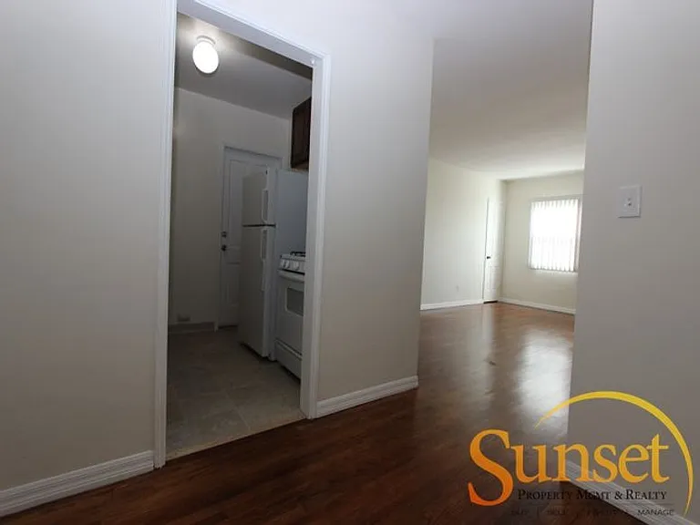 4419 Illinois St #4419 — Photo 6
