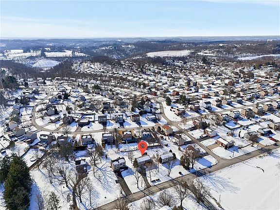 4th image of 3561 Cedar Ridge Rd