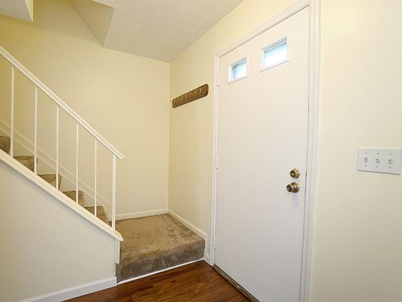 2nd image of 3386 Amberway Ct