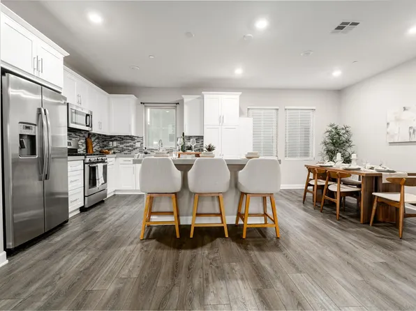 11001 Logan Way, San Diego, CA 92129