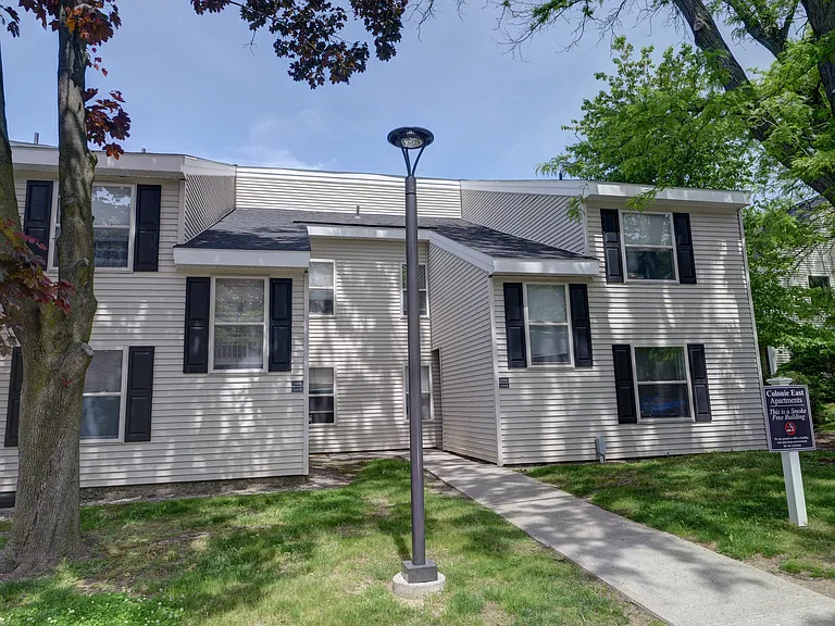 Colonie East Apartments — Photo 29