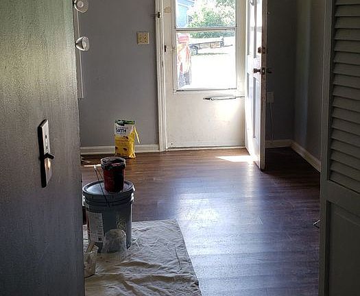 5th image of 108 Chevychase Ln Unit 1