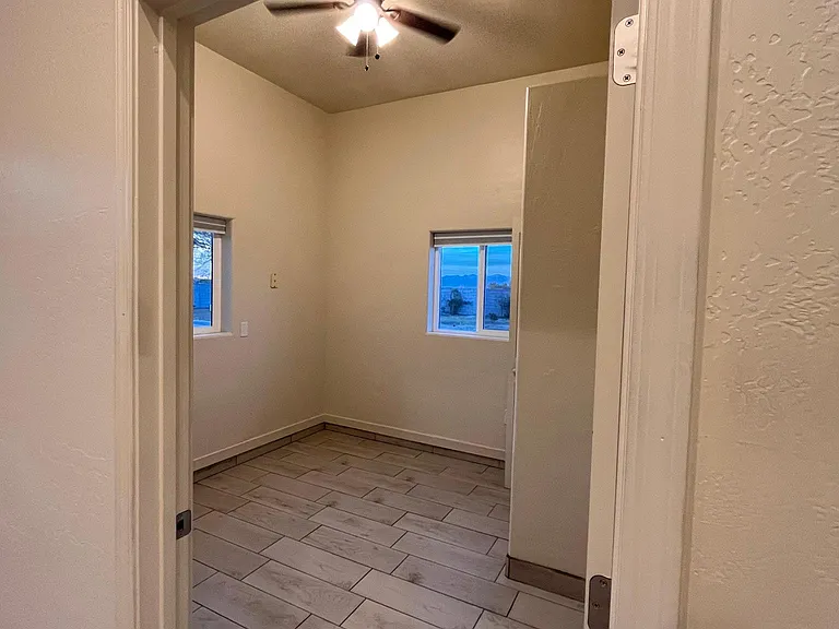 19402 W Corto Ln — Photo 3