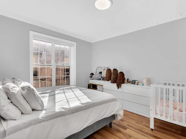 1980 East 8th Street image 23 of 31