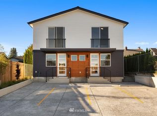 729A N 70th St, Seattle, WA 98103