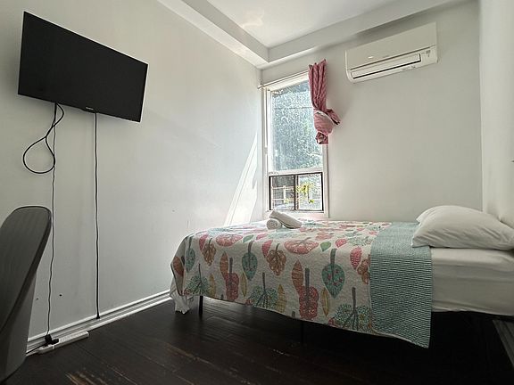 5th image of 3 Pembroke St #A