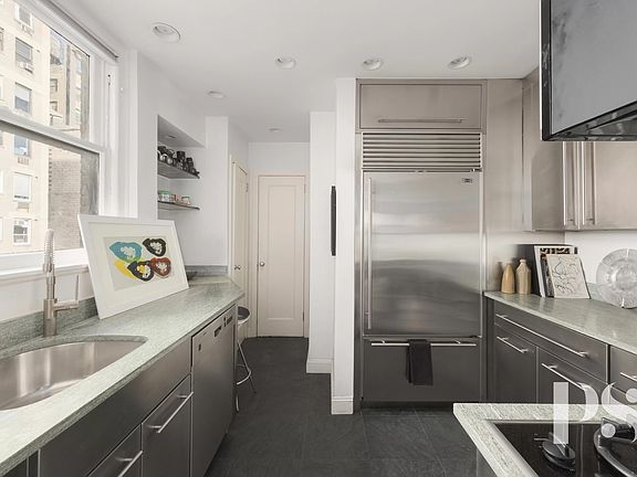 4th image of 115 E 90th St #9A