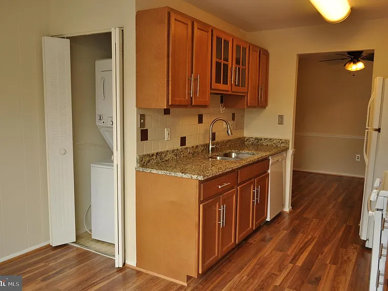 8723 Hayshed Ln #31 — Photo 16