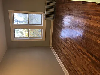 Rented by Realty 2000 Associates Ltd